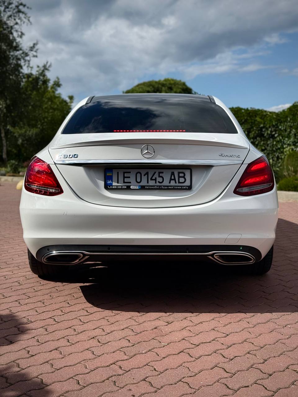 2017 Mercedes-Benz C300 4matic 11