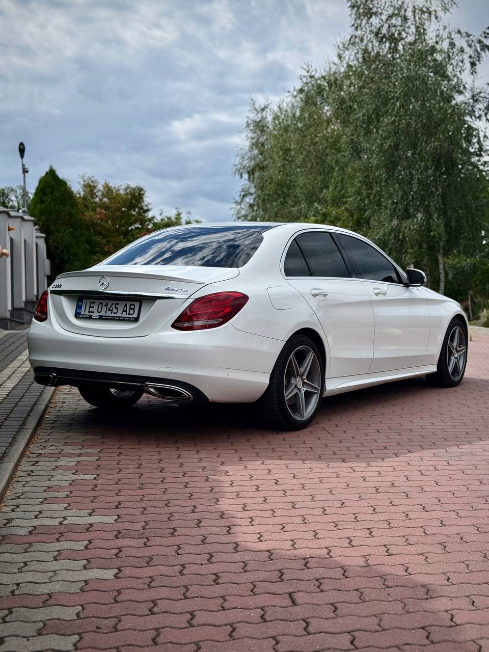 2017 Mercedes-Benz C300 4matic 14