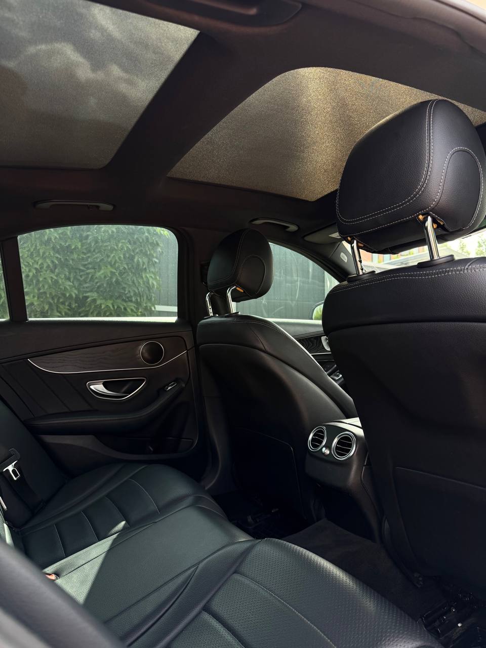 2017 Mercedes-Benz C300 4matic 24