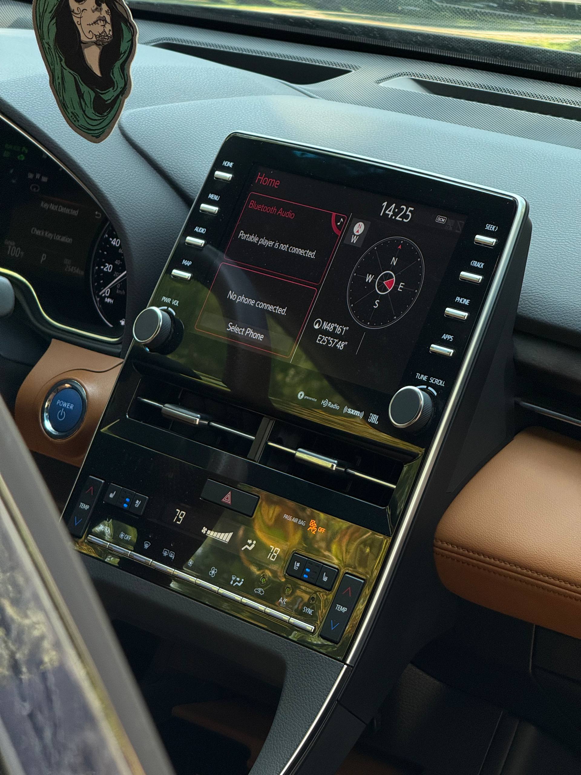 2021 Toyota Avalon 16