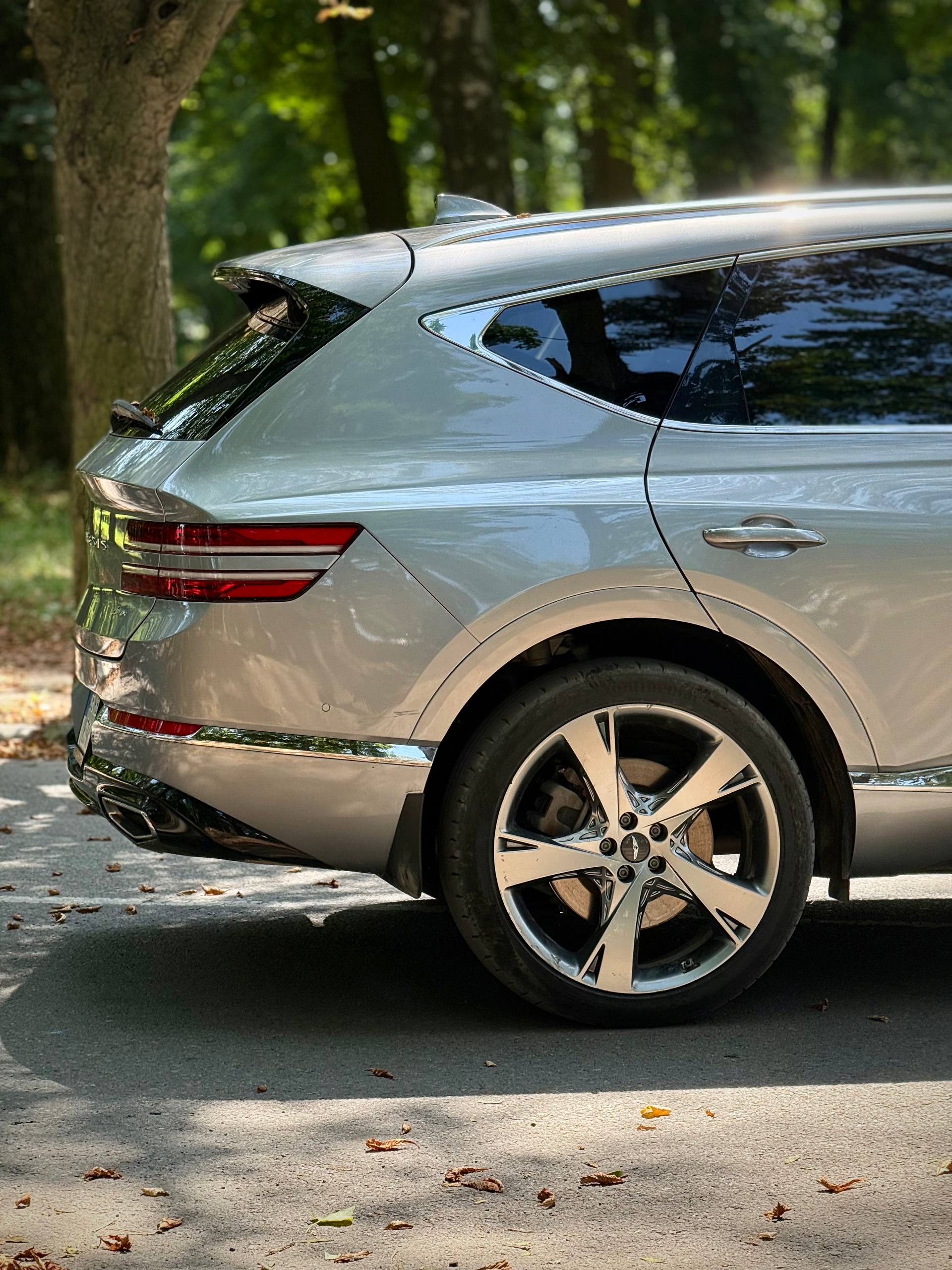 2021 Genesis GV80 13