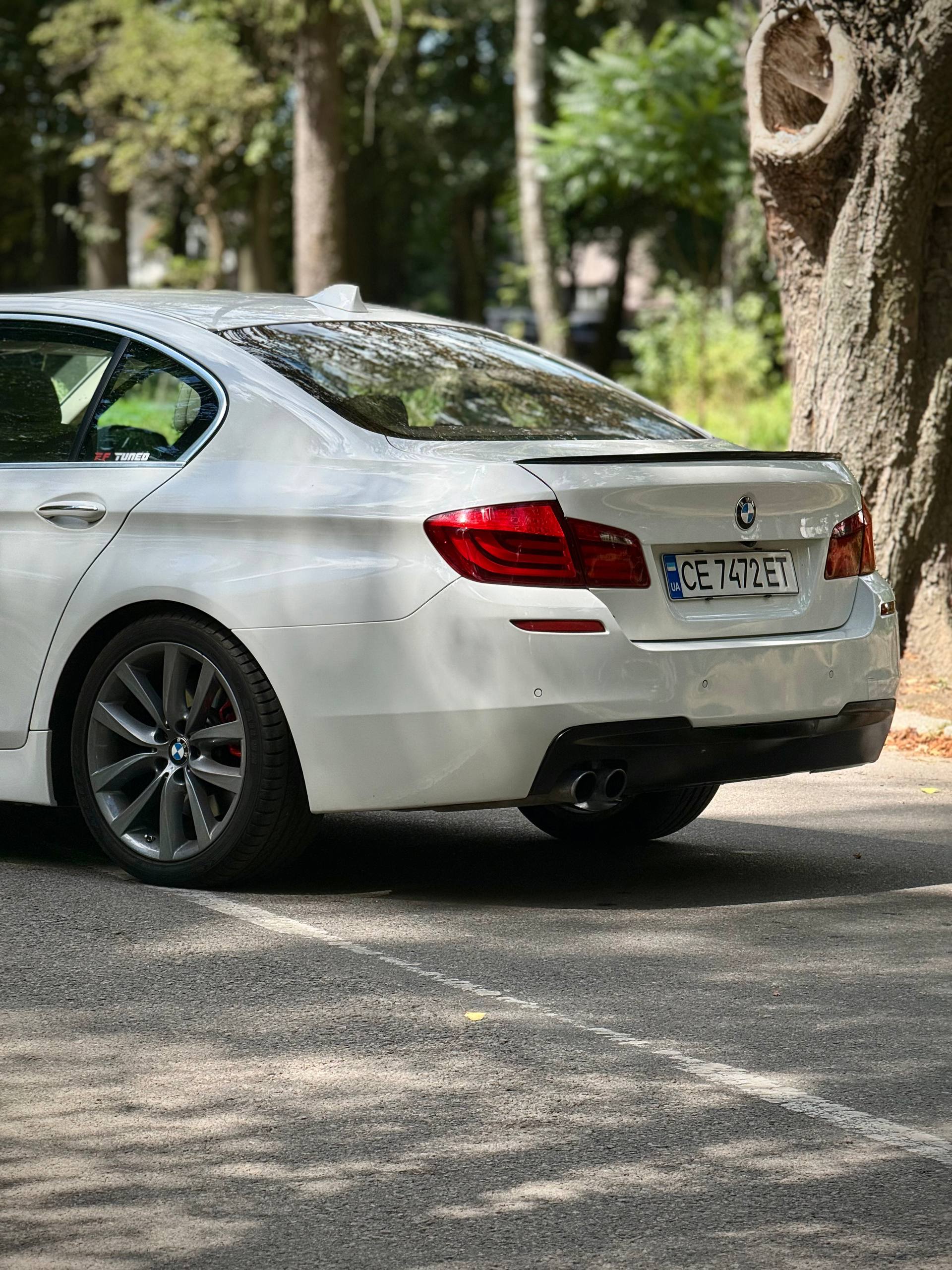 2011 BMW 528 6