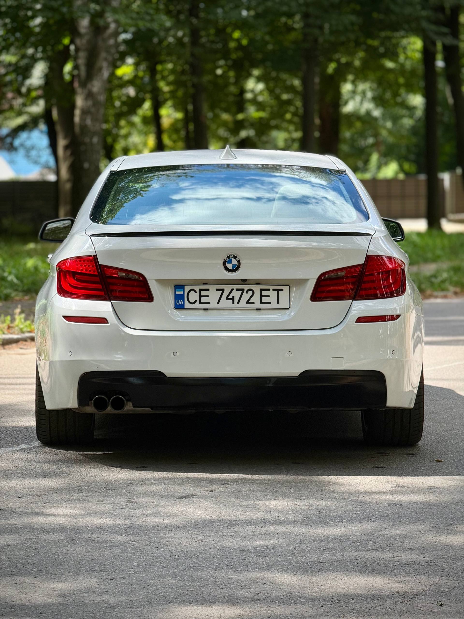 2011 BMW 528 7