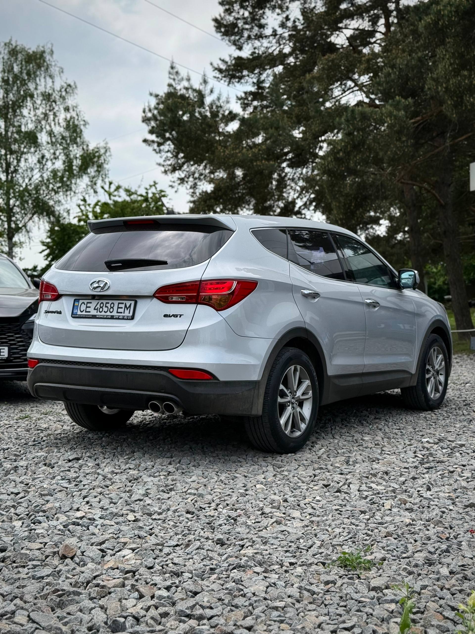2013 Hyundai  Santa Fe 9