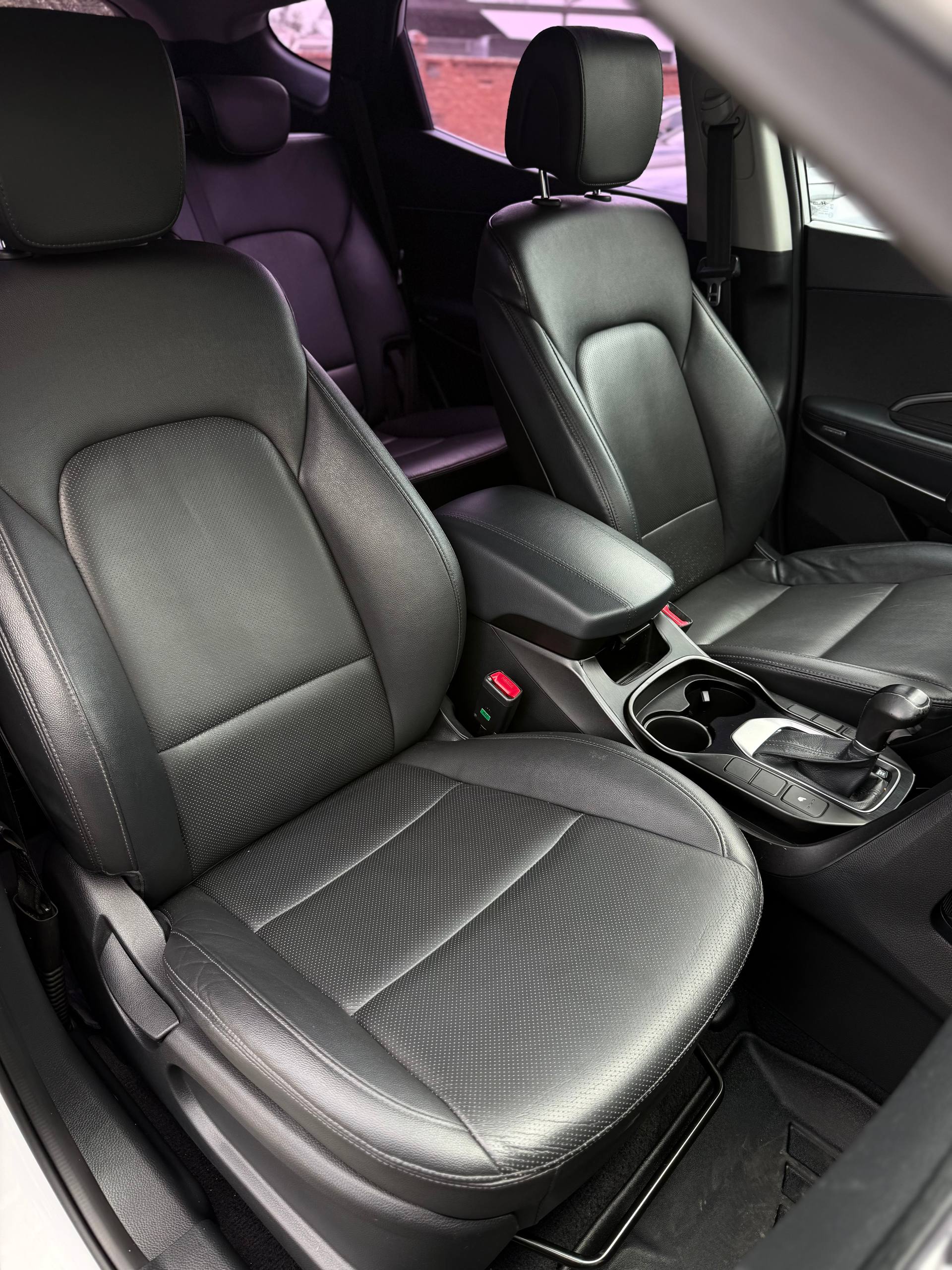 2013 Hyundai  Santa Fe 14