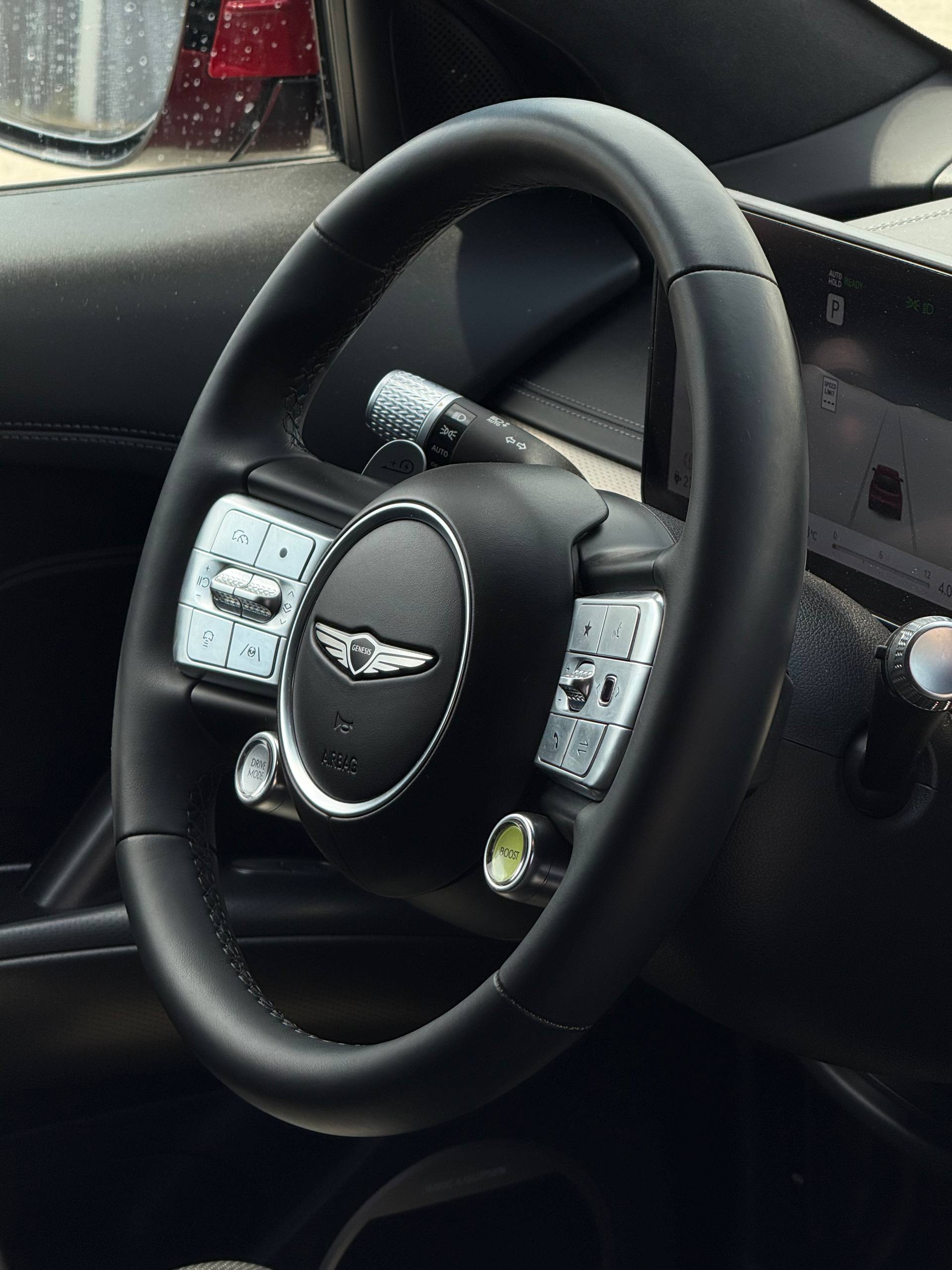 2022 Genesis  GV60  11