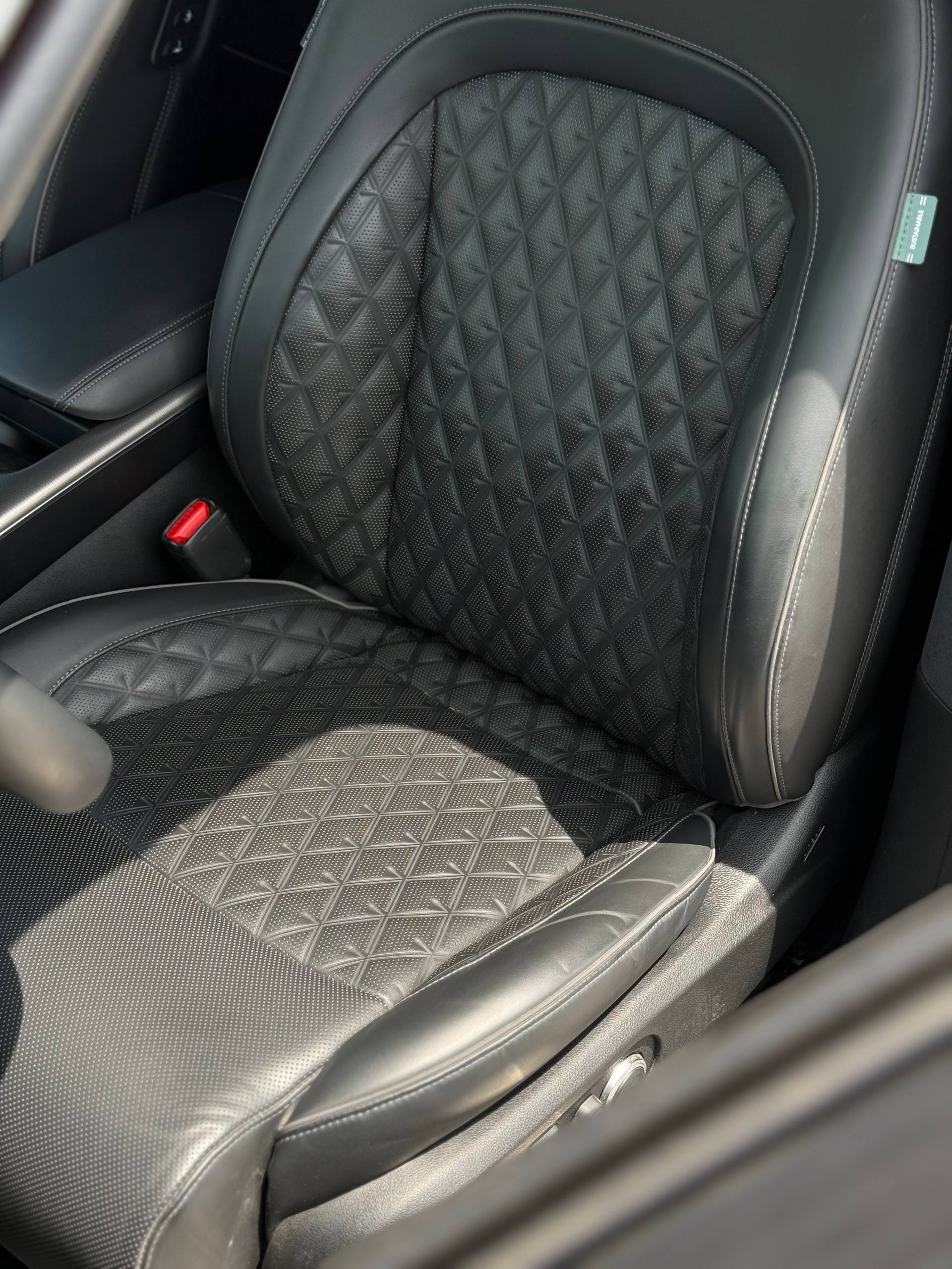2022 Genesis  GV60  15