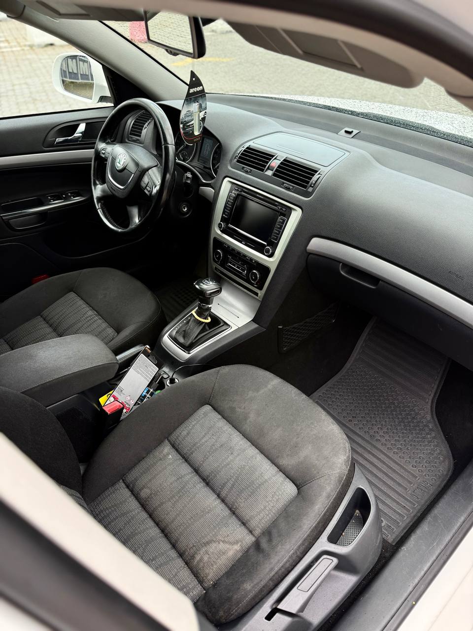 2012 Skoda Octavia 12