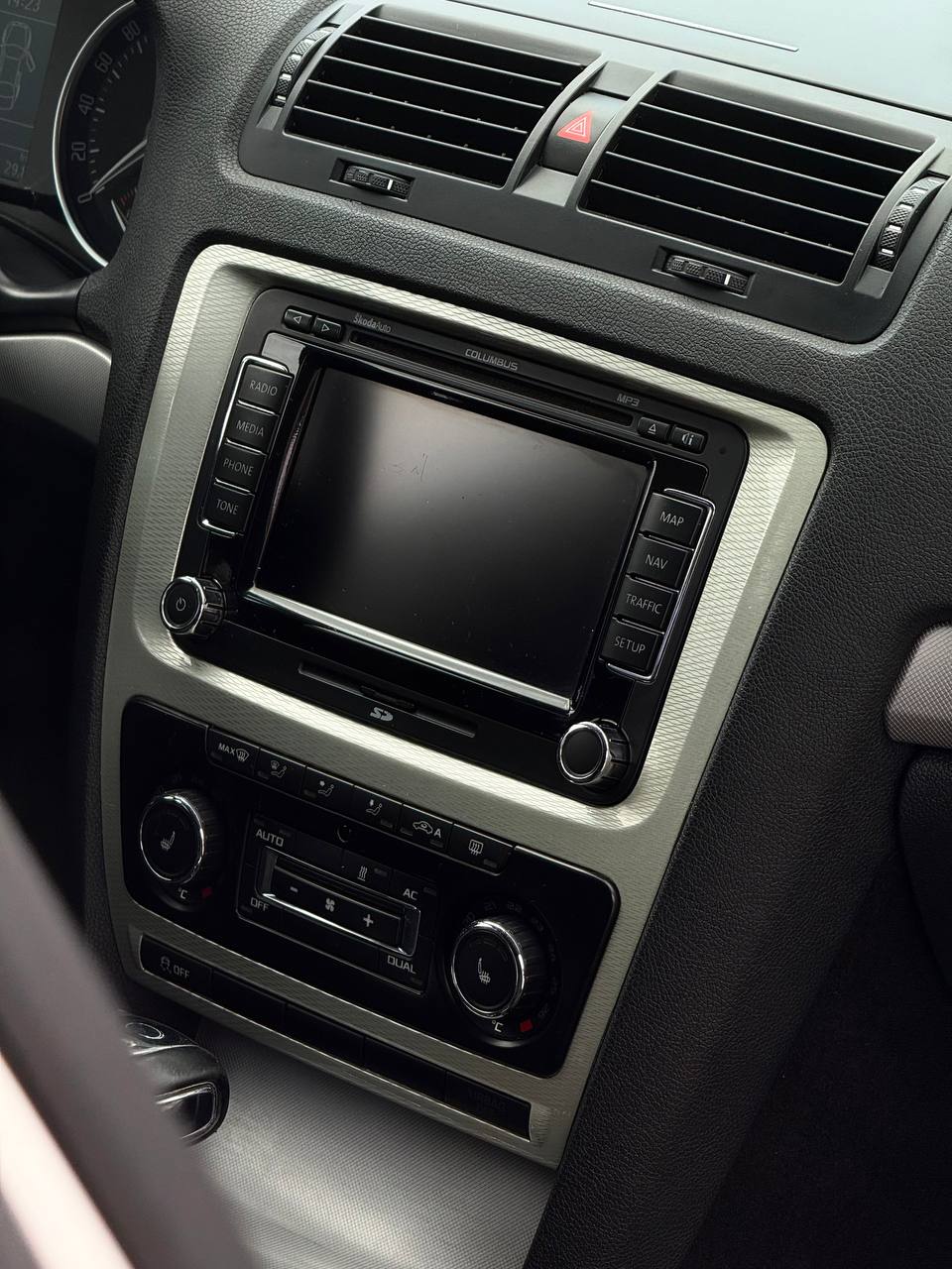 2012 Skoda Octavia 13