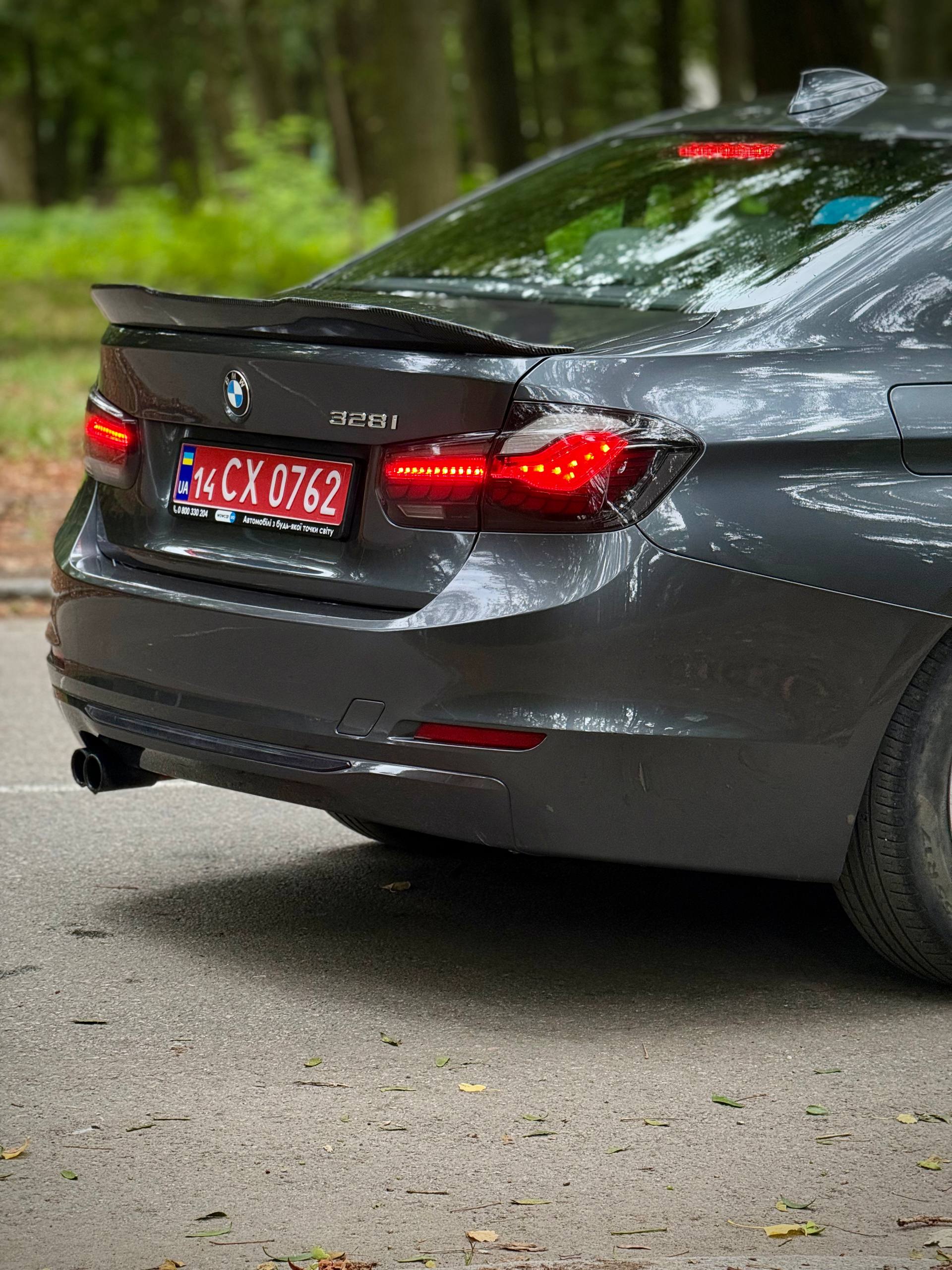 2013 BMW 328i 11