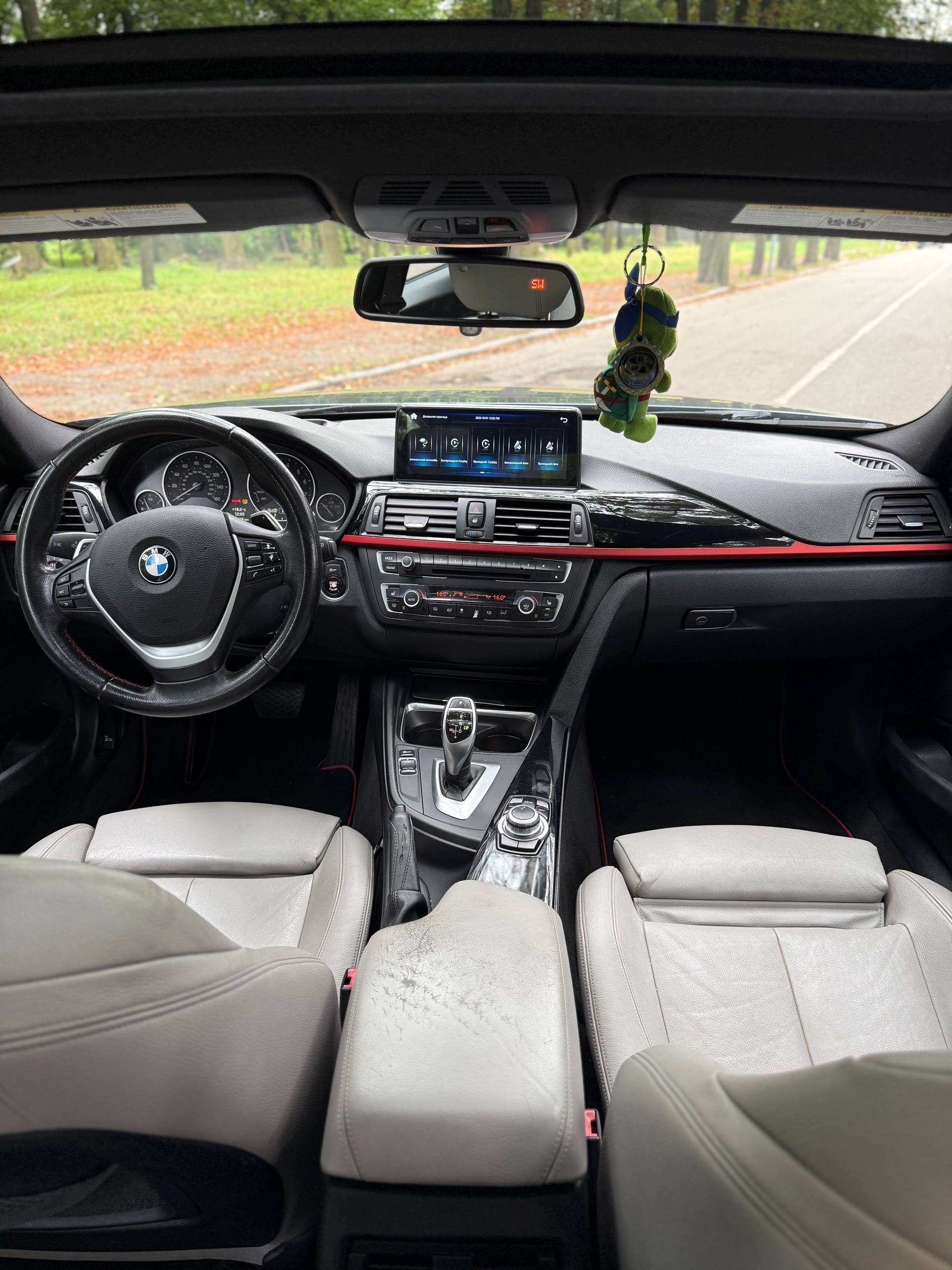 2013 BMW 328i 12