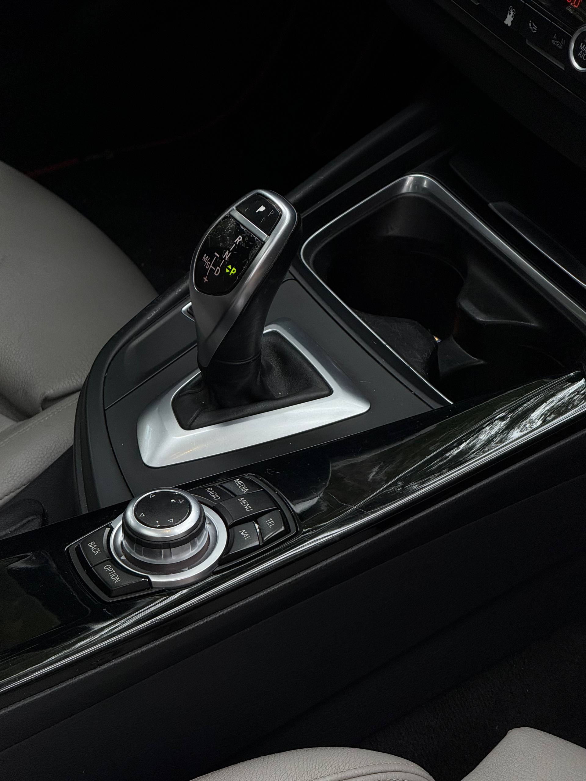 2013 BMW 328i 17