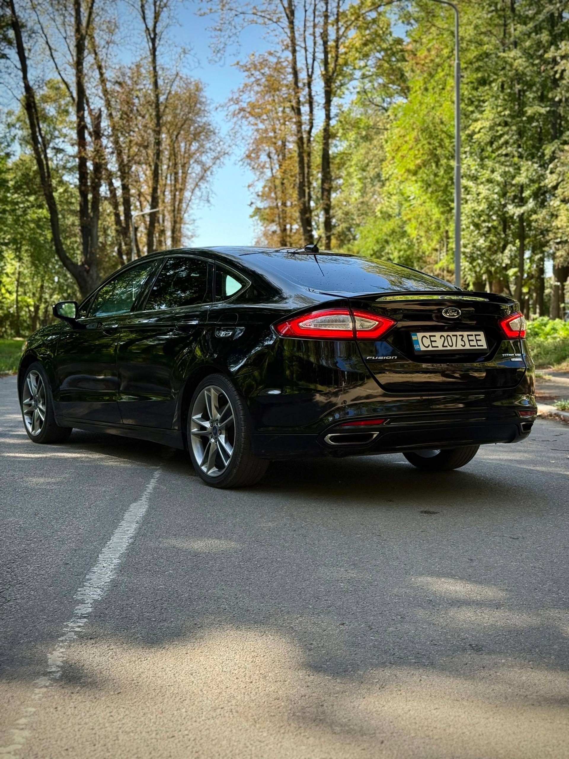 2016 Ford Fusion 8