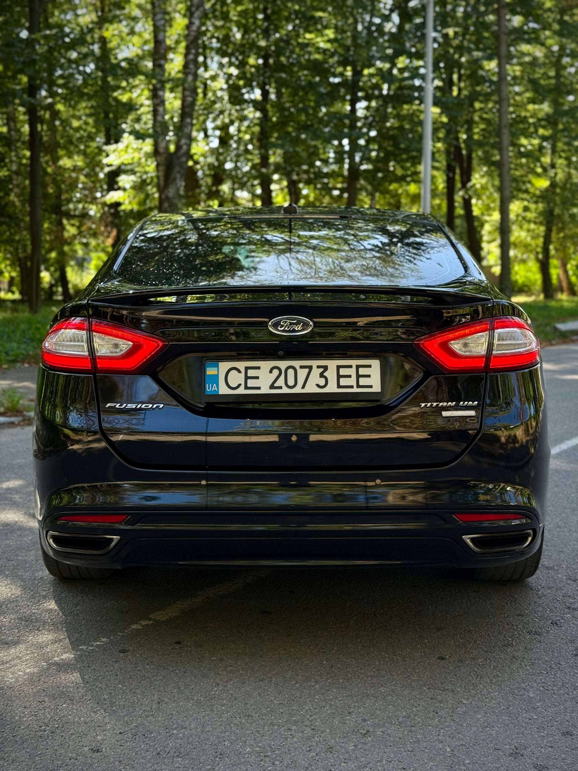 2016 Ford Fusion 12