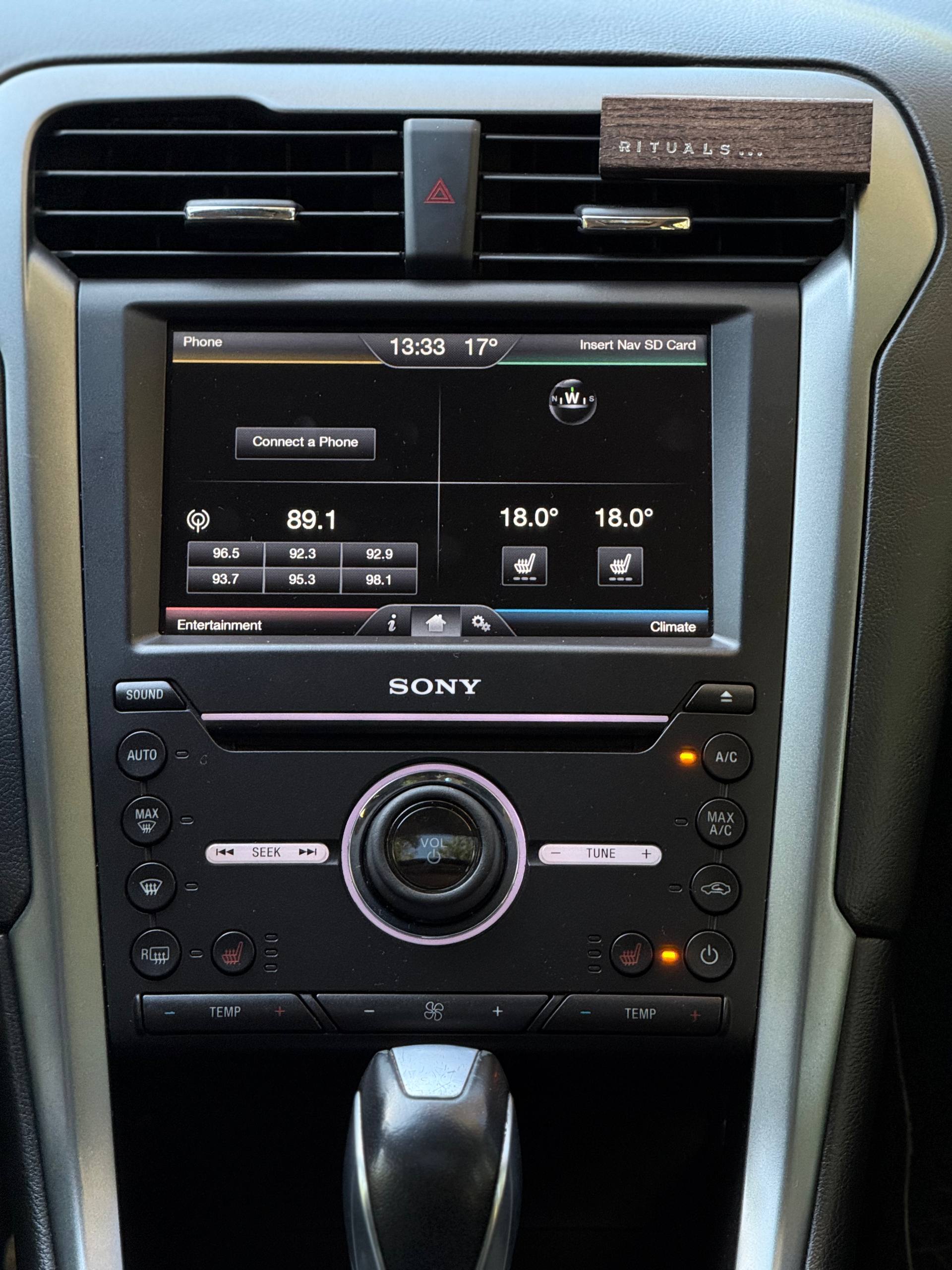 2016 Ford Fusion 16