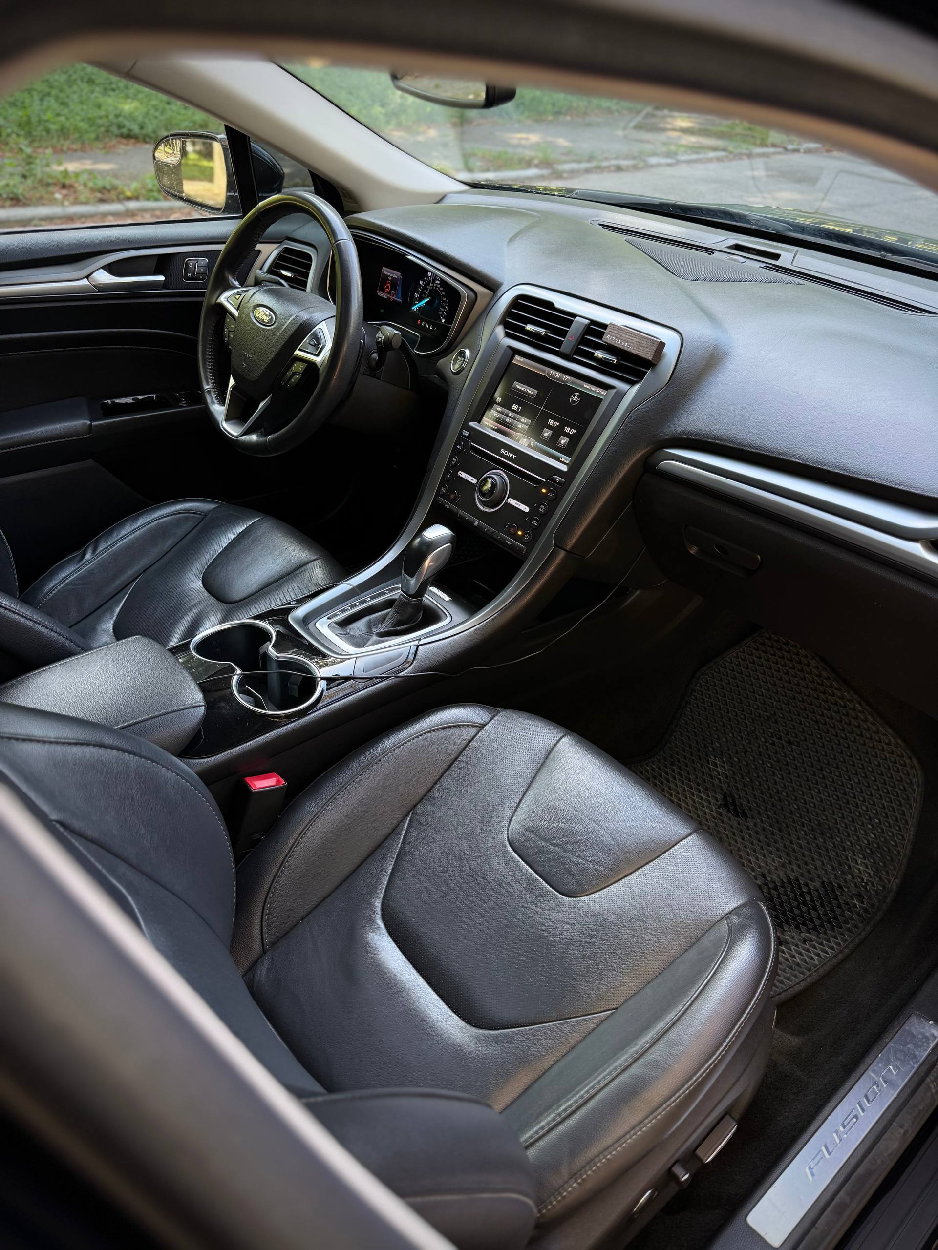 2016 Ford Fusion 18