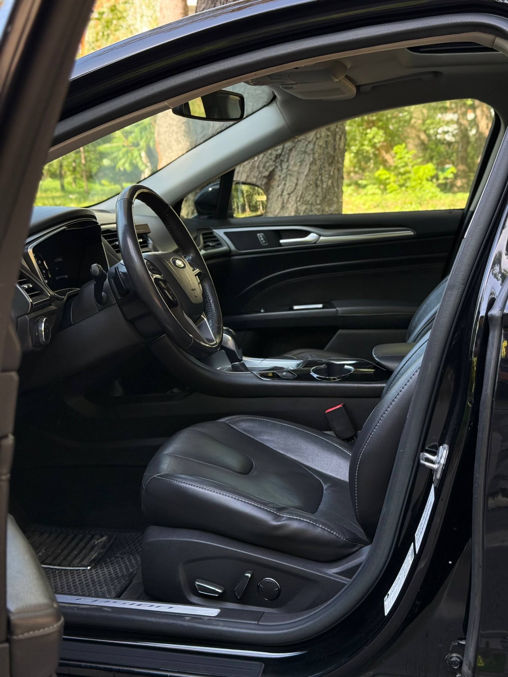 2016 Ford Fusion 23