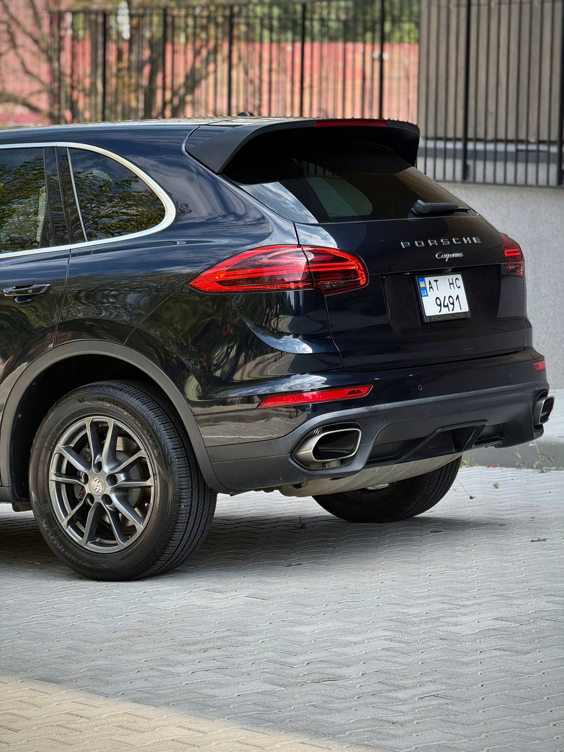 2015 Porsche Cayenne  7