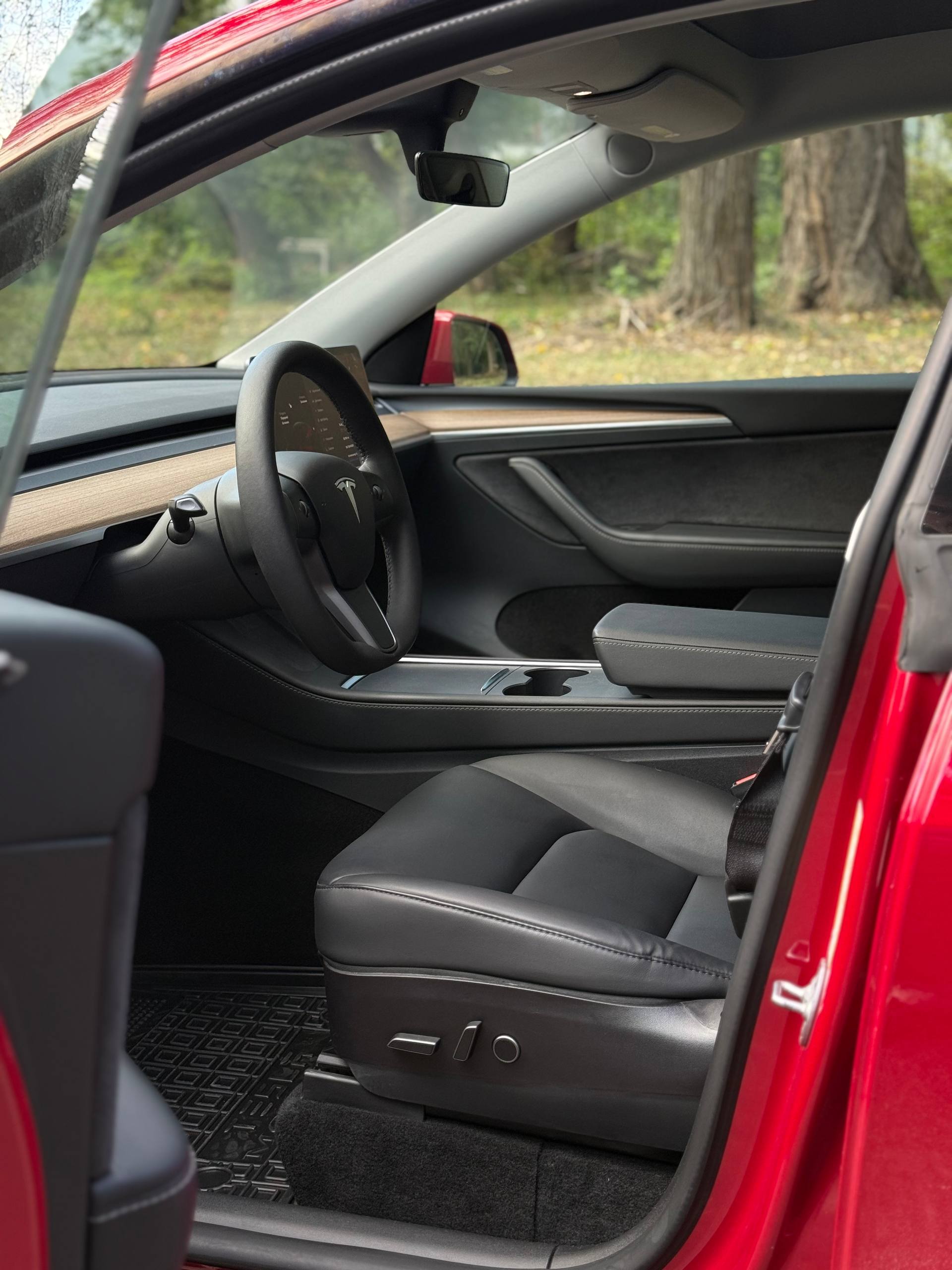 2022 Tesla Model Y 18