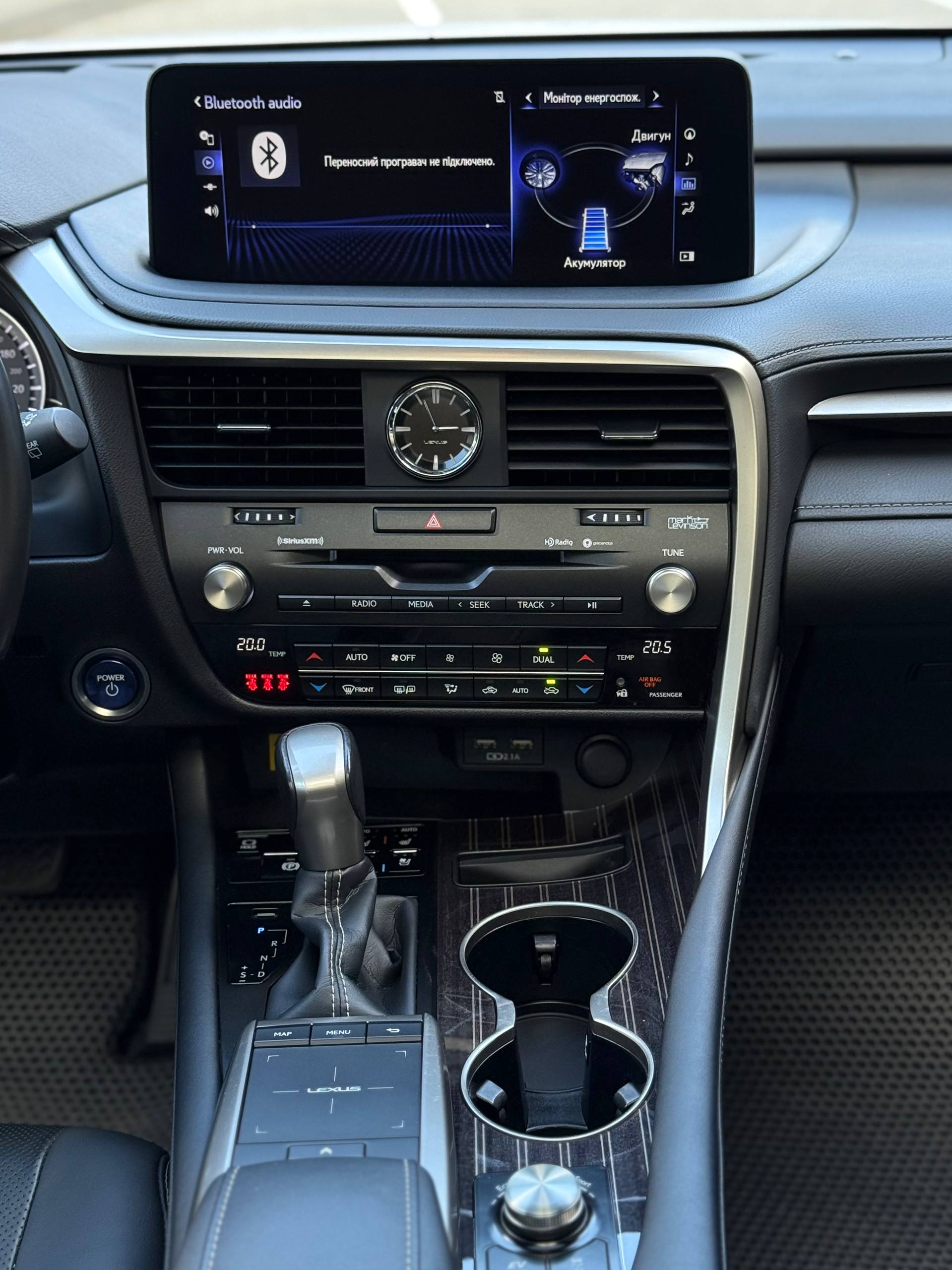 2022 Lexus RX450h 10