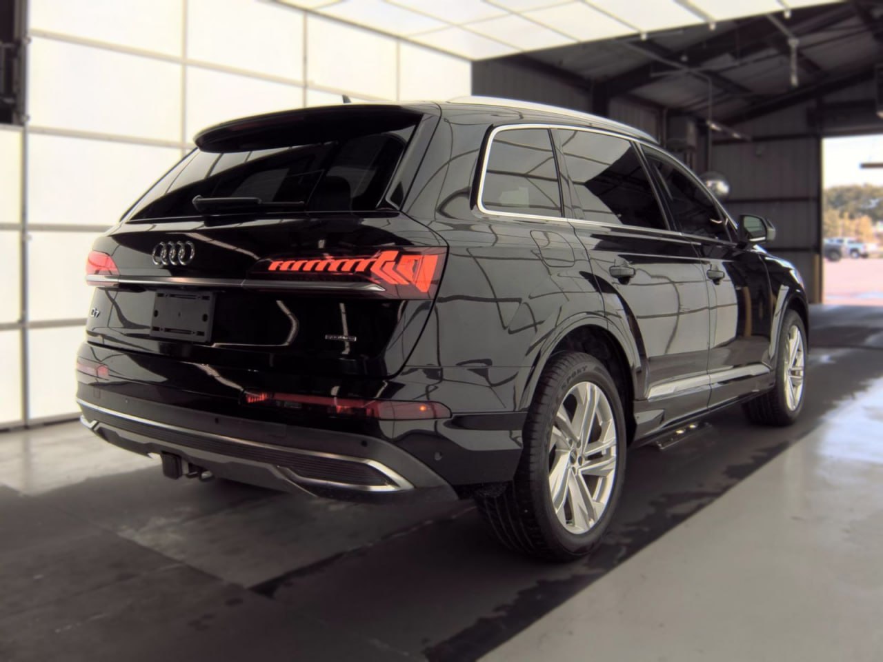 2021 Audi Q7 10