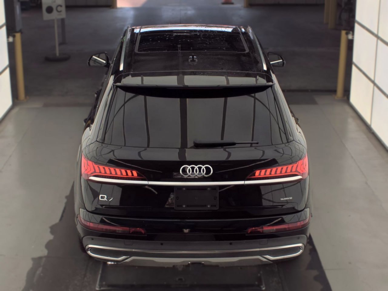 2021 Audi Q7 25