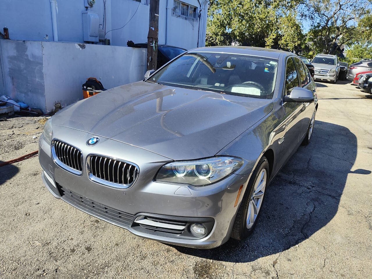 2016 BMW 5 14