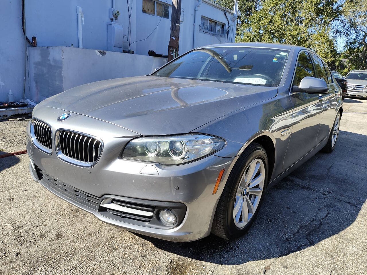 2016 BMW 5 15