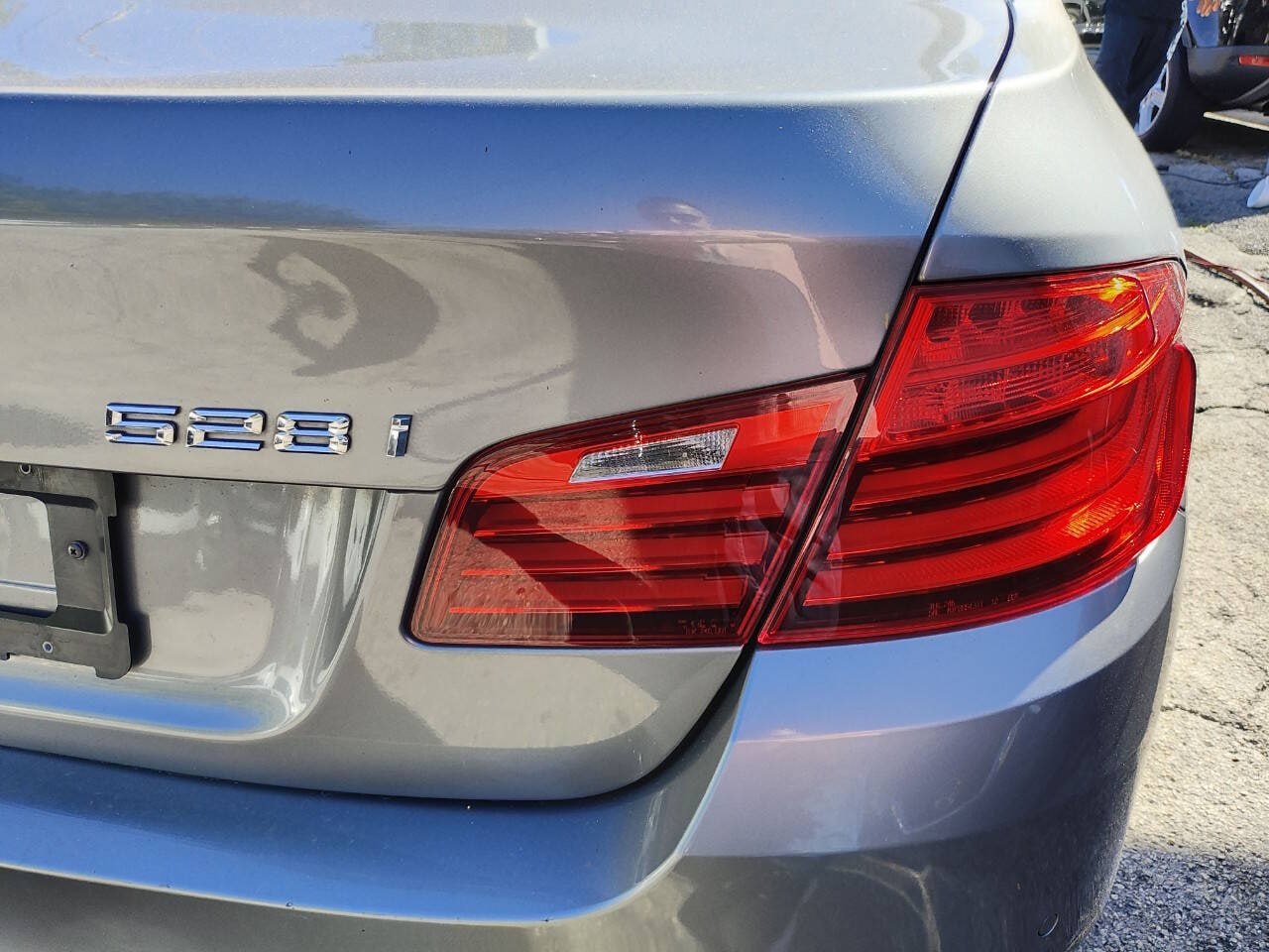 2016 BMW 5 23