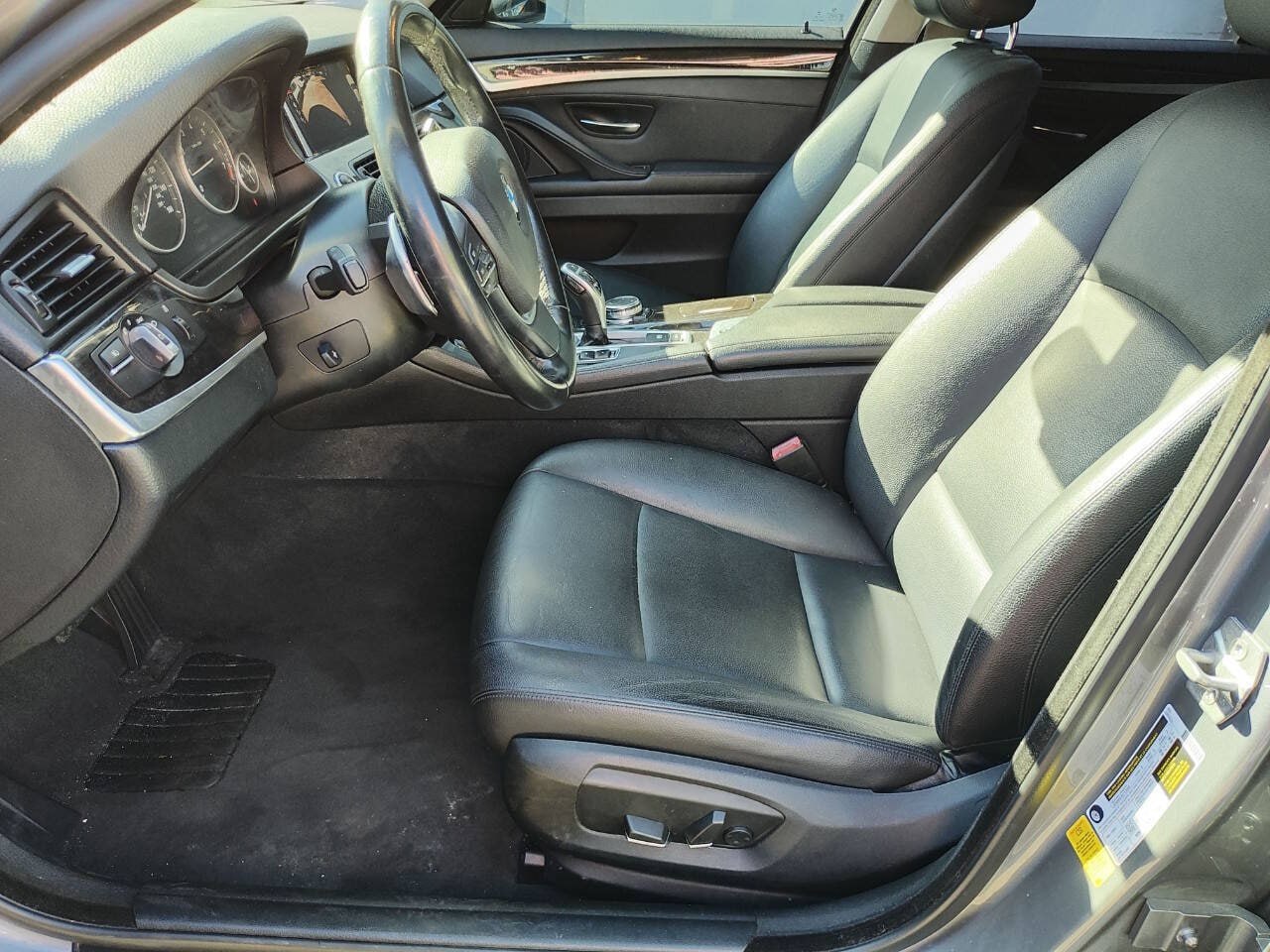 2016 BMW 5 25
