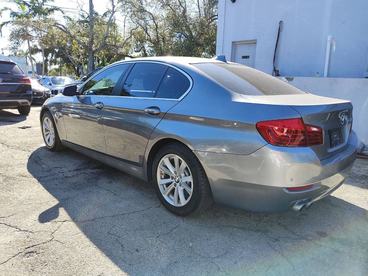 2016 BMW 5 33