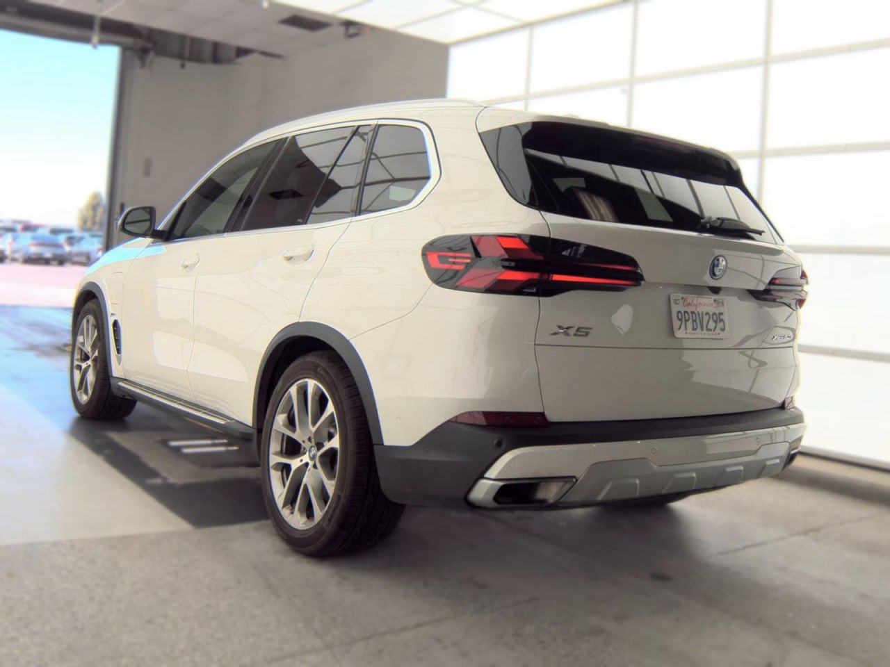 2025 BMW X5 5