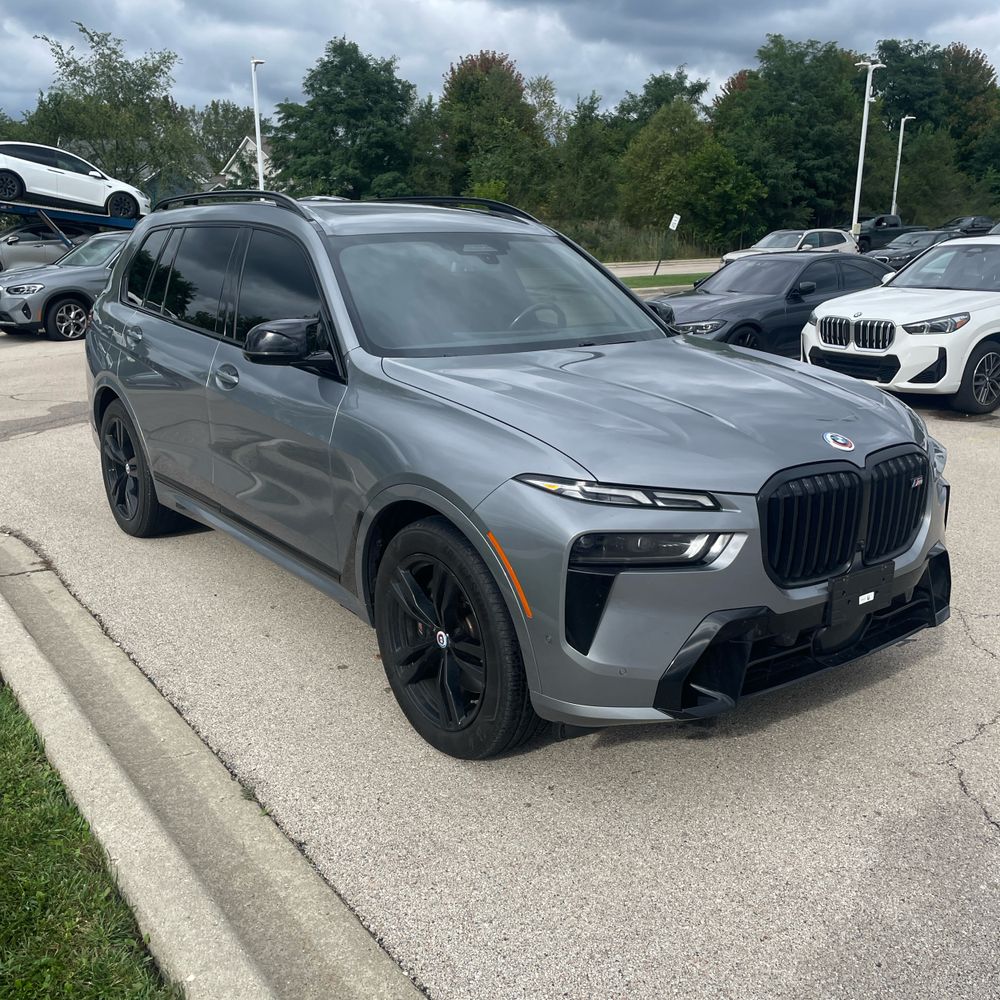 2023 BMW X7 2