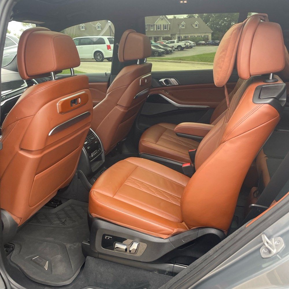 2023 BMW X7 10