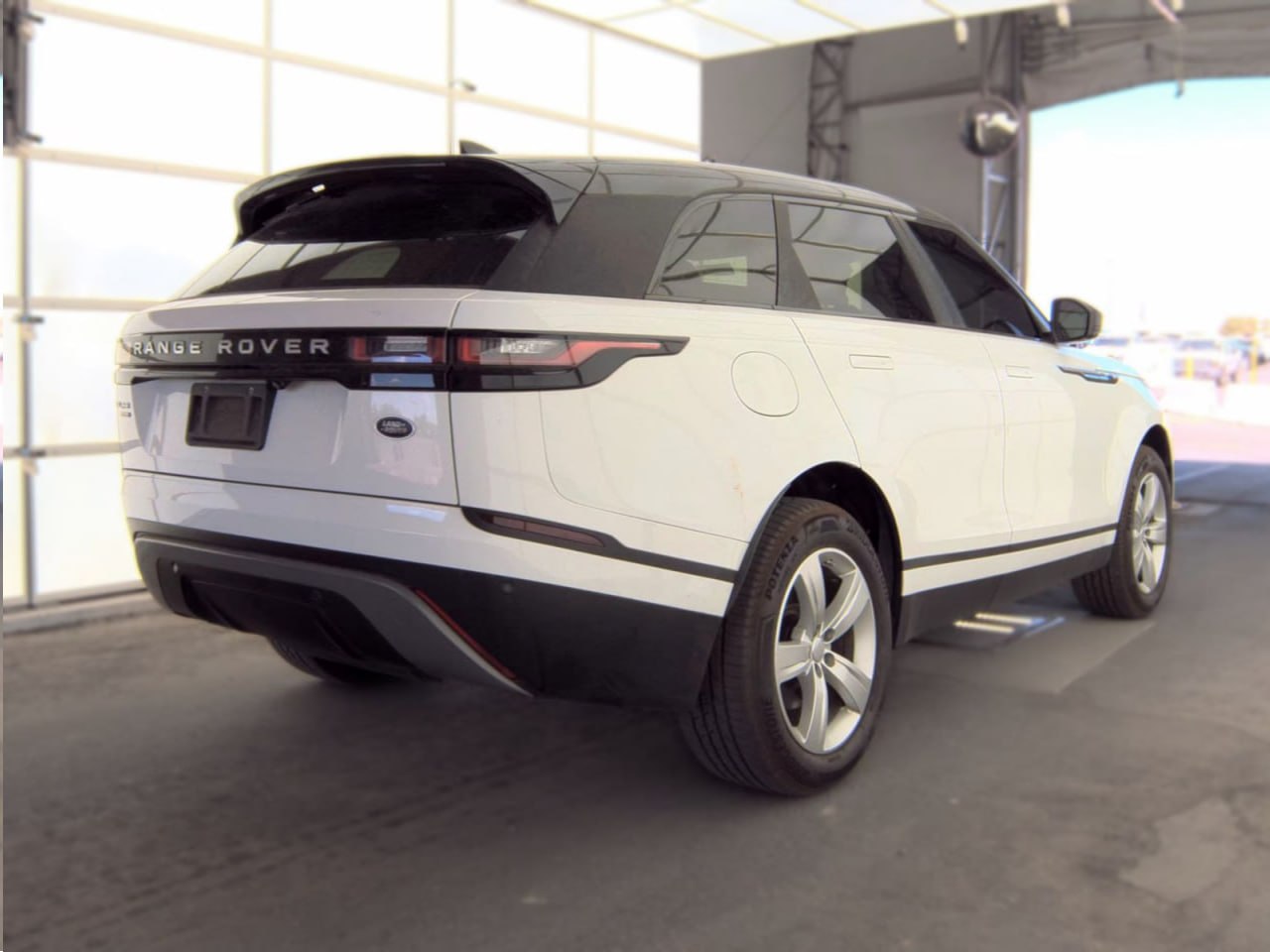 2018 Range Rover  Velar 3